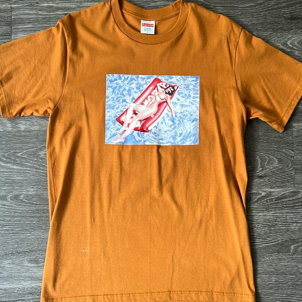 Supreme Float Tee Size Small